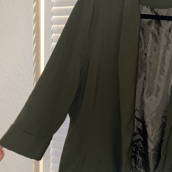 Bought from Stein Mart, business casual, crop jacket. - Picture 3 of 3